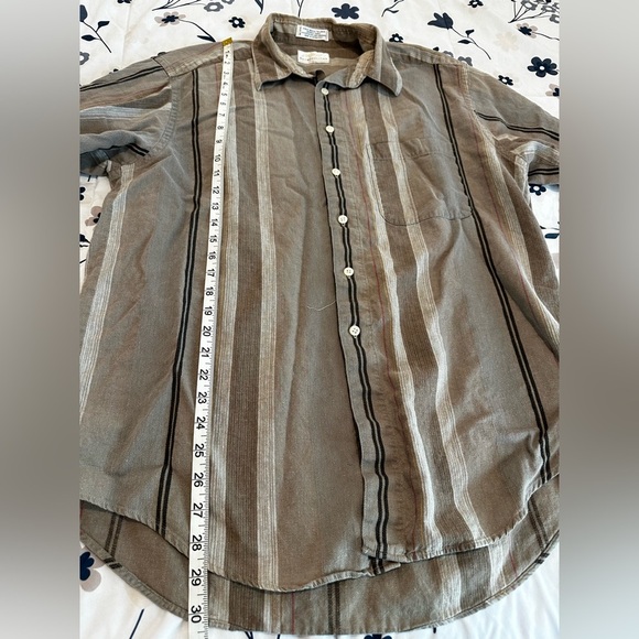 Lord & Taylor Men’s Vertical Striped Khaki Business Shirt. Pocket. - Picture 5 of 12